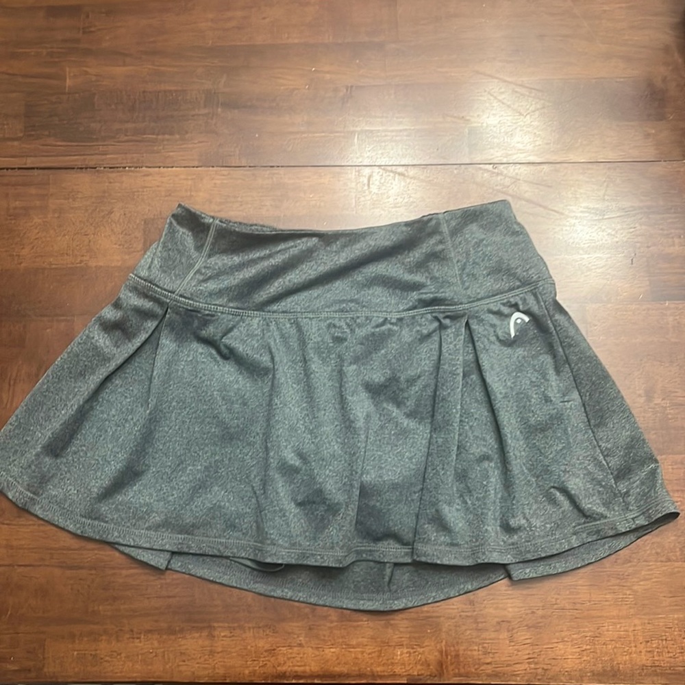 Grey athletic tennis skirt